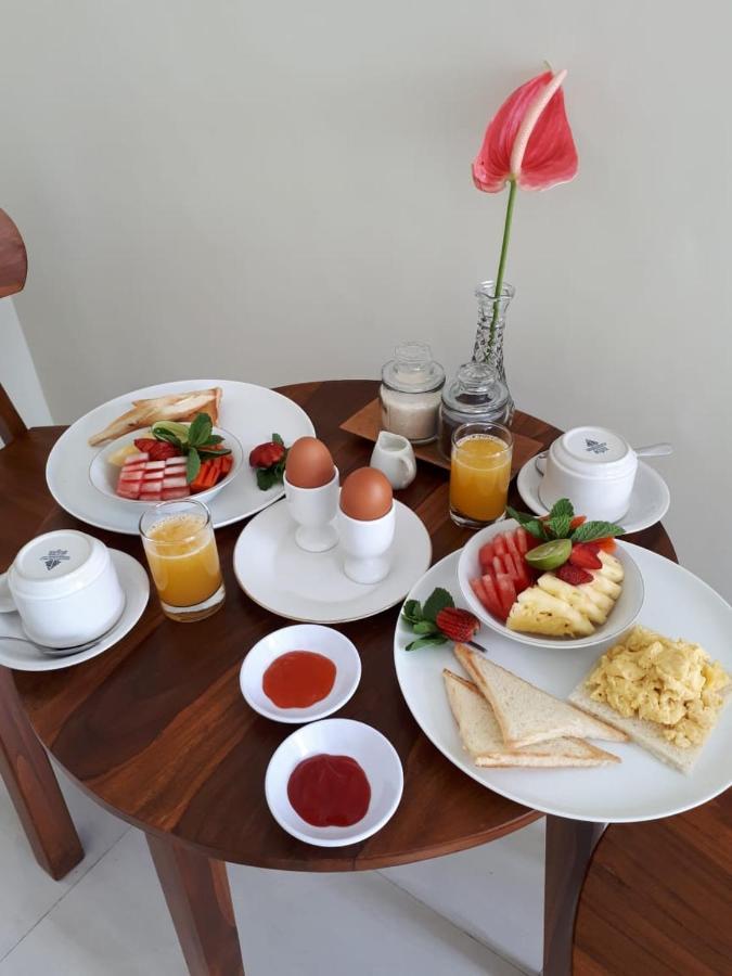 Sarwi Homestay Ubud Exterior foto